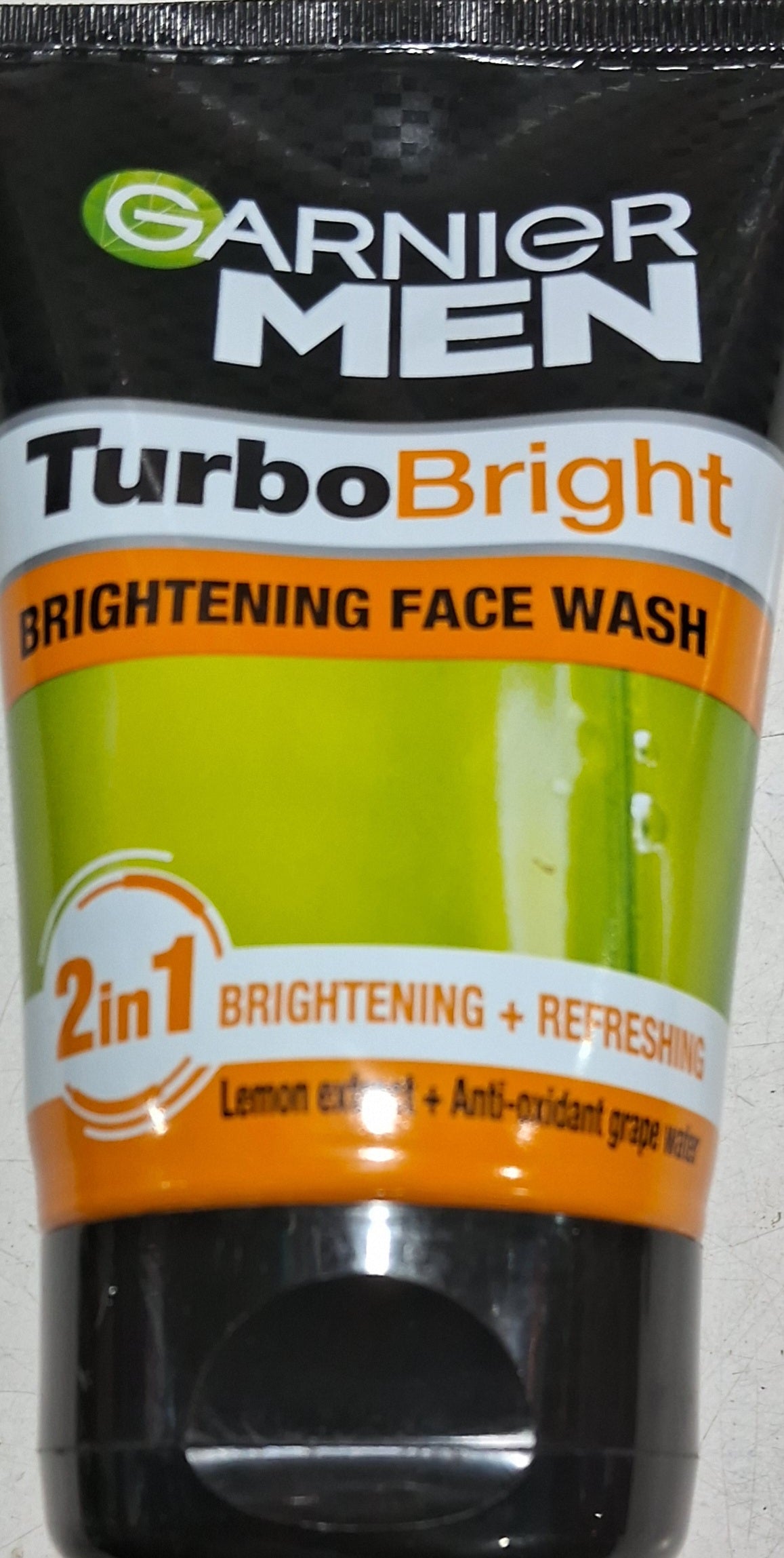 Garnier Men TurboBright