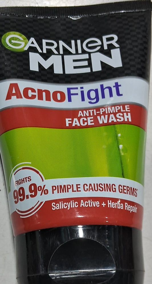 Garnier Men AcnoFight